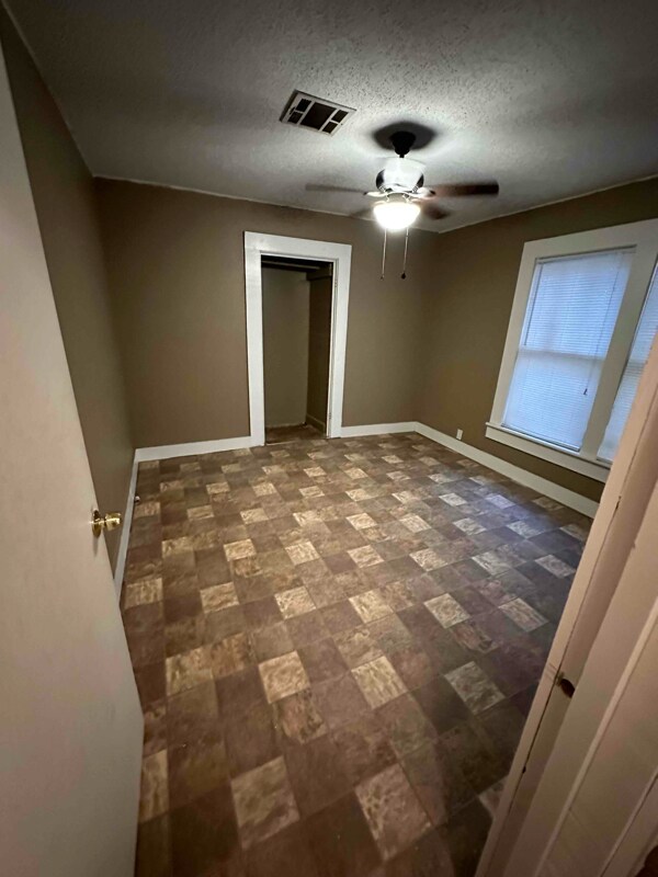 Photo - 1405 Pine St