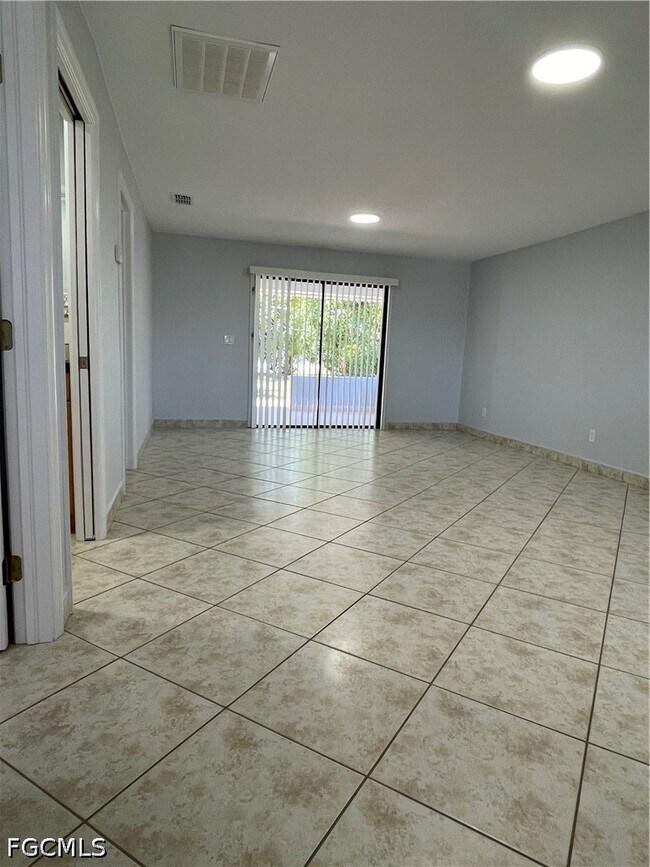 Photo - 4132 SW 7th Pl