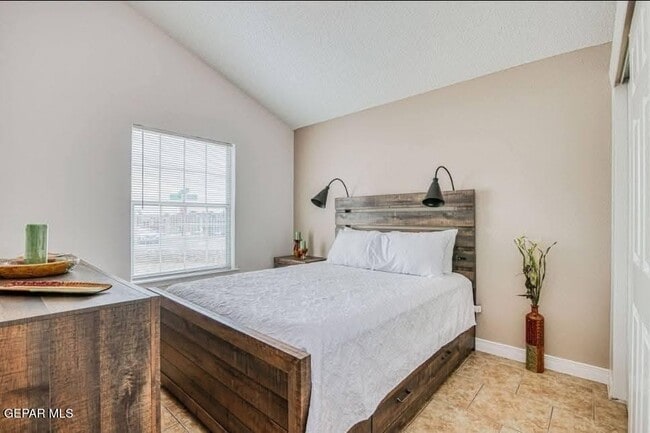 Photo - 12103 St Crispin Ave