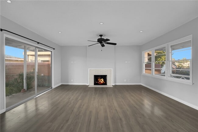 Photo - 13917 Wilkie Ave