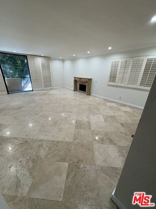 Photo - 8909 Burton Way