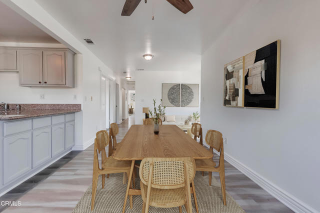 Photo - 140 E 101st St