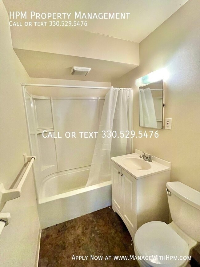 Photo - 20584 Lorain Rd Unit 01