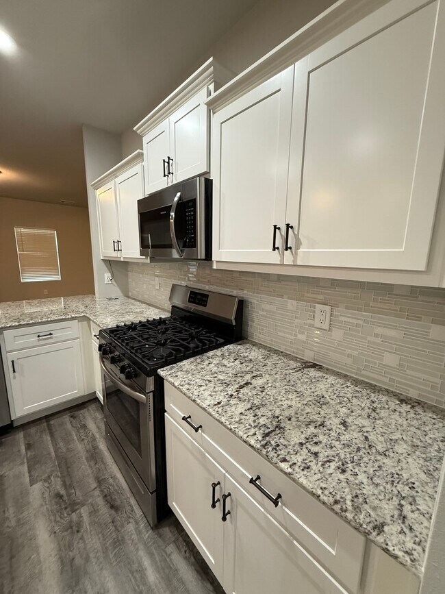 Photo - 1232 E Toledo St