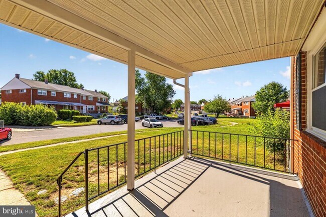 Photo - 1524 Barkley Ave
