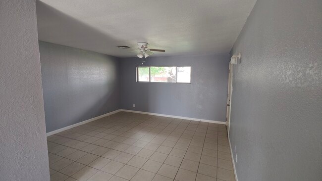 Photo - 1724 Laurie St Apartamentos Unidad E