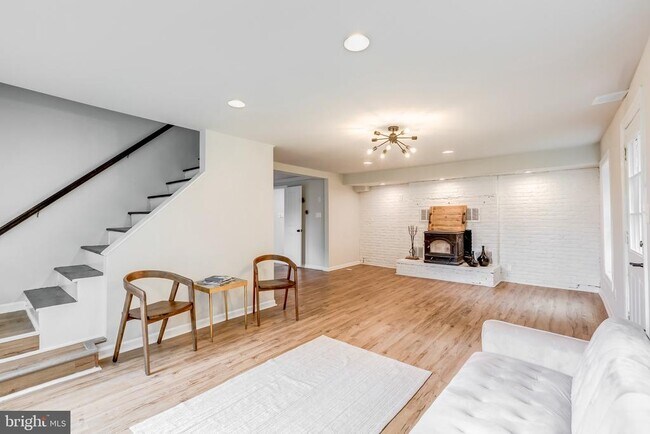 Photo - 24436 Lenah Rd