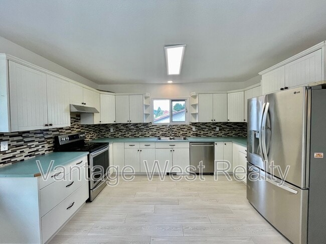 Photo - 240 Wallace Rd