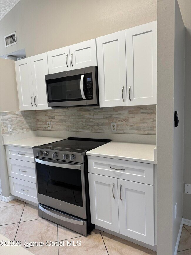 Photo - 118 Beach Park Ln Unit V26