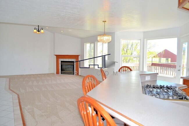 Photo - 4047 W 1800 N