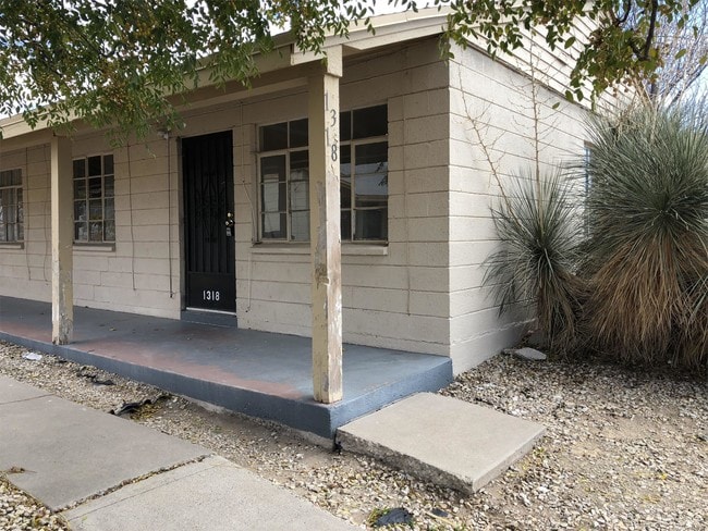 Building Photo - 1318 St Johns Dr Rental