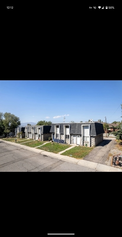 Photo - 435 E 790 S Townhome