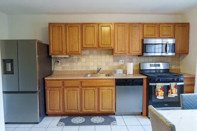 Photo - 8439 Pioneer Dr