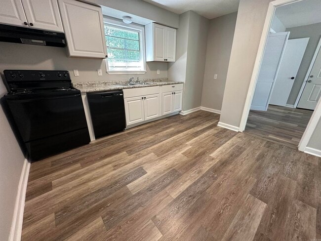 Photo - 9010 Tedburn Cir