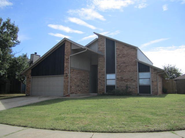 Building Photo - 600 Fire Light Dr