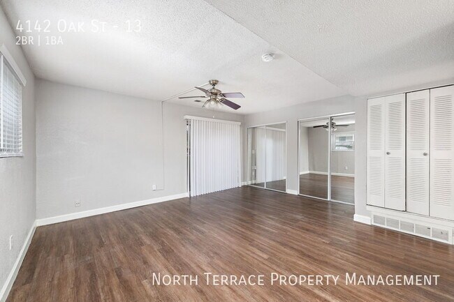 Photo - Spacious 2 Bedroom with Balcony 1 Block fr... Unidad 13