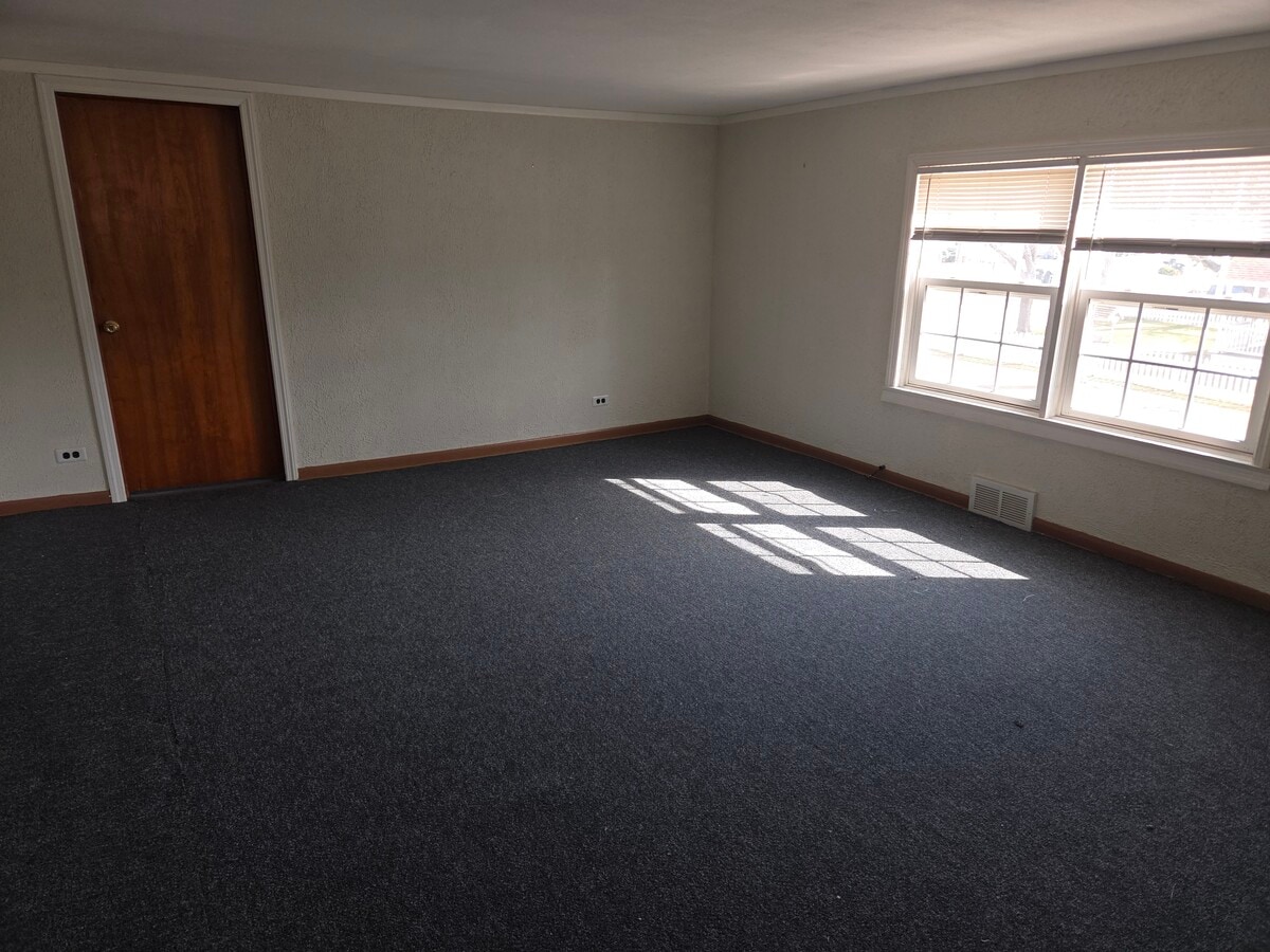 Photo - 944 Park Ave Unit # 2