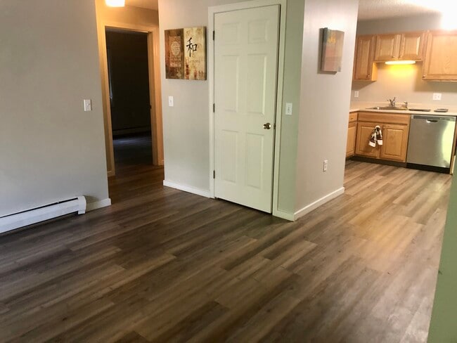 Photo - 3 Oak Hill Ln Unit Oak Hill