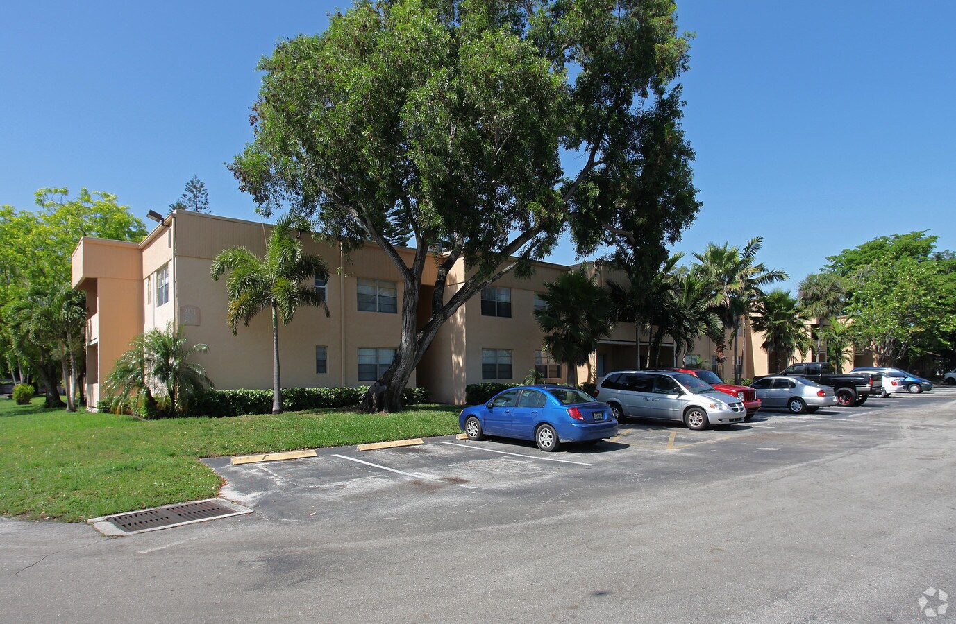 Photo - Sabal Pointe Apartments