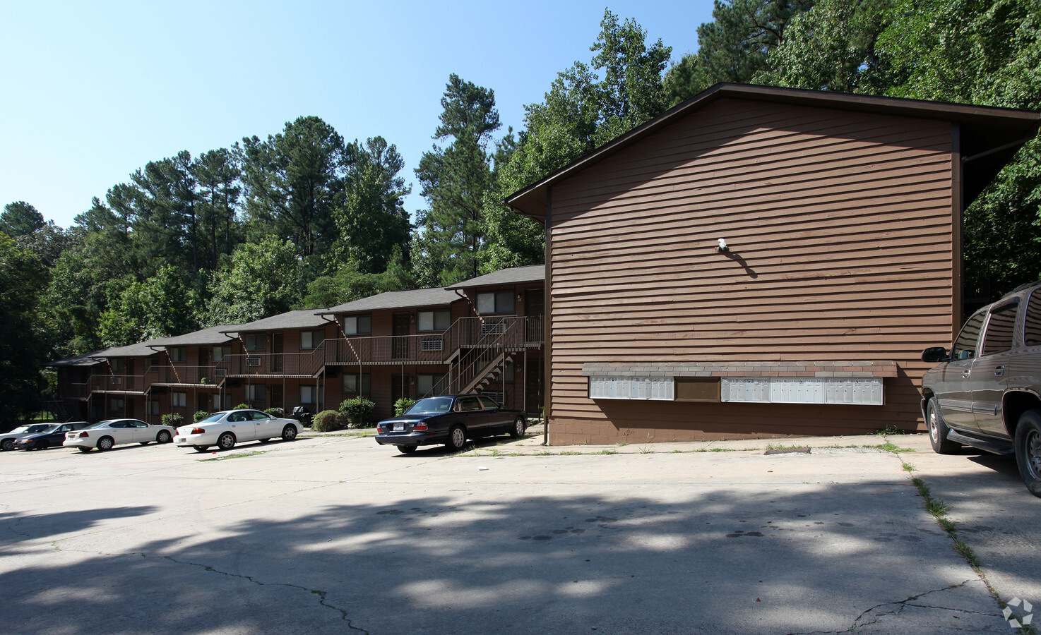 Chapel Ridge I & II - Chapel Ridge I & II Apartments