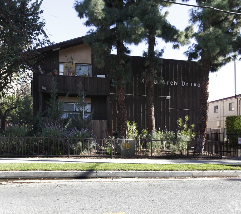 Photo - 4140 Arch Dr