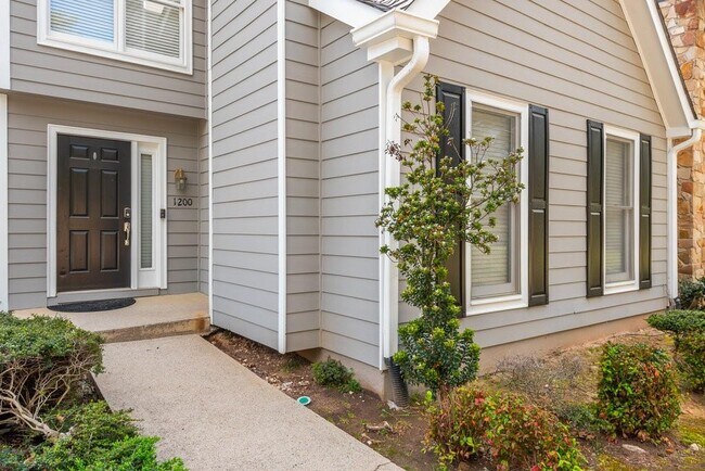 Photo - 1200 Defoor Ct NW