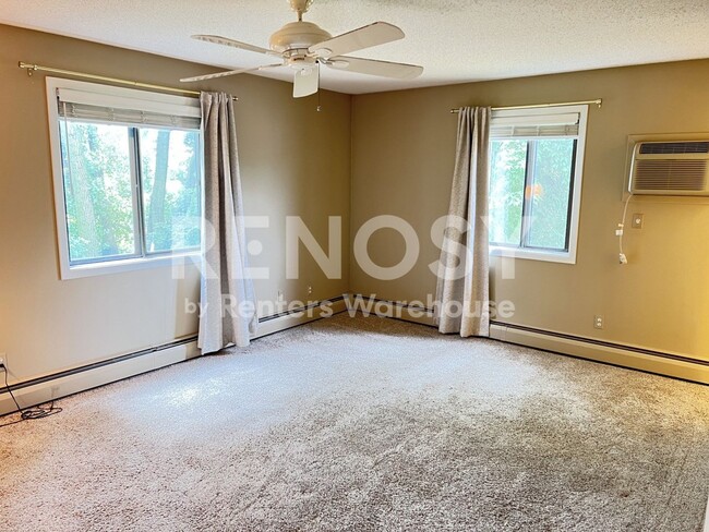 Building Photo - 1BR 1BA CONDO IN Plymouth!