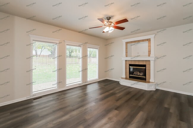 Photo - 9735 N Willow Ave