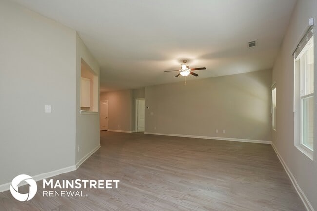 Photo - 75 Katelen Ct Casa