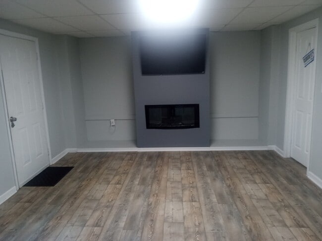 3400 Velvet Creek Dr SW Unit Basement Apartment