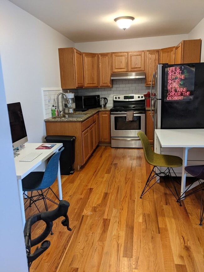 Riverview Apartments -Renovated large 1 BR... - Riverview Apartments -Renovated large 1 BR... Unit 123 #4