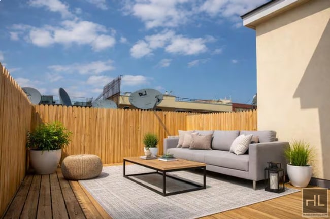 Photo - East 102nd Street Unidad 4D