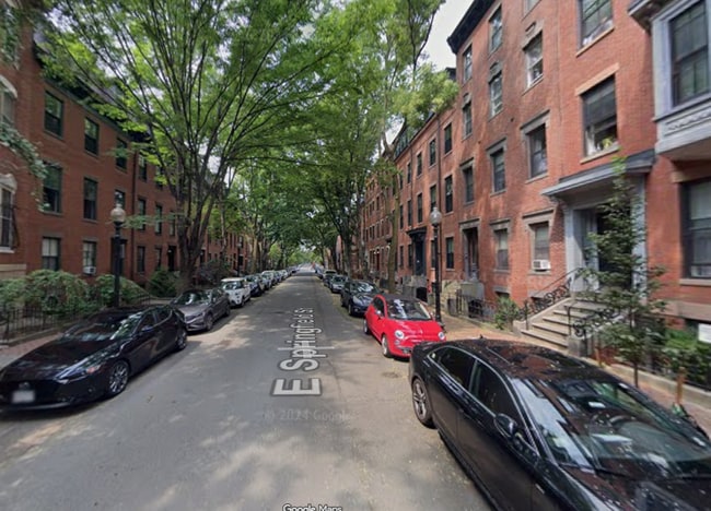 Photo - 40 E Springfield St Unit 1