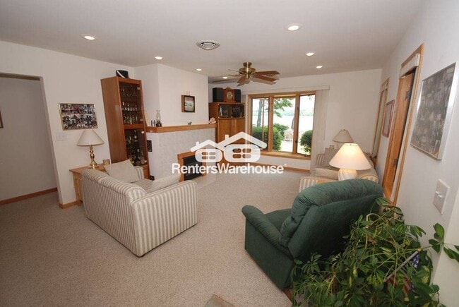 Photo - 2310 N Lake Dr