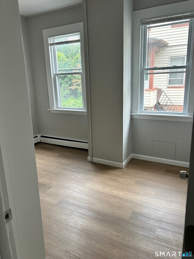Photo - 83 Pleasant St