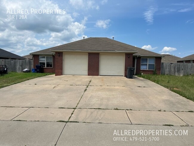 Duplex in Beautiful Rogers AR - Duplex in Beautiful Rogers AR Townhome