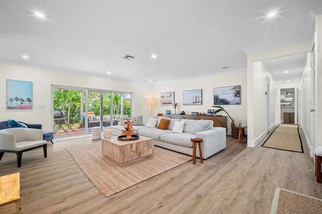 Photo - 2421 SW 29th Way