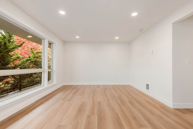 Photo - 6721 24th Ave NW Unidad 3