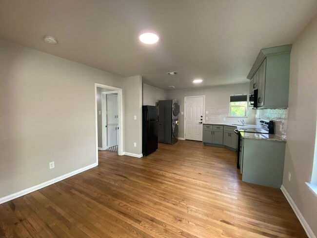 Photo - Super Cute, Newly Remodeled, 2bd/1bth hous...