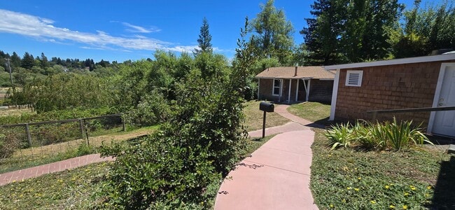 Photo - Charming Boutique Studio – Watertrough Road | Near Sebastopol & Bodega Bay