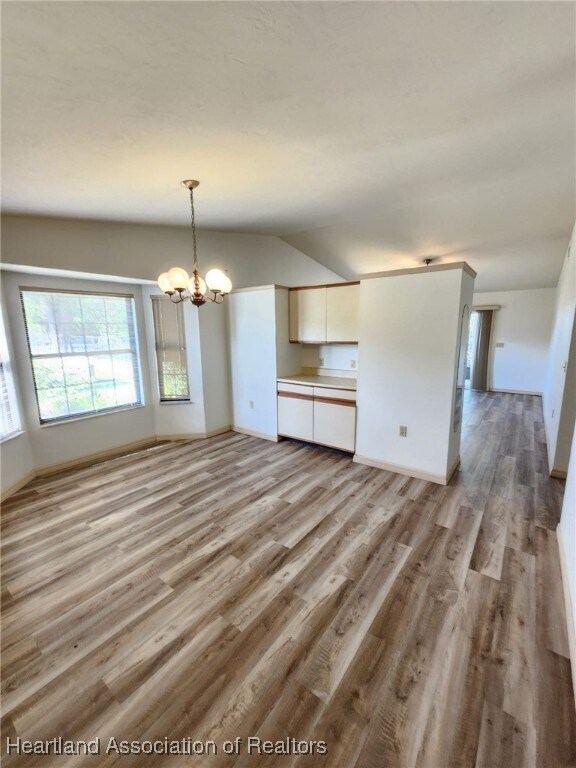 Photo - 4044 Leaf Rd