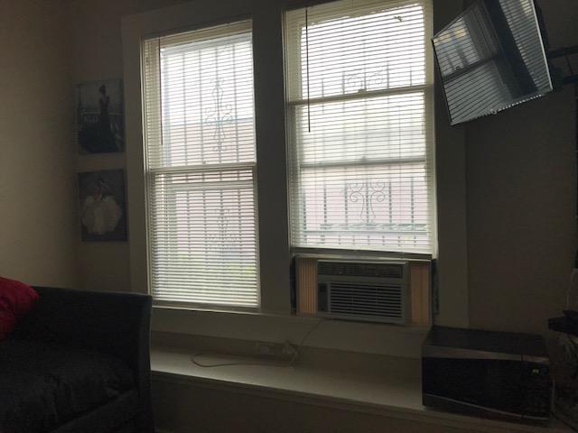 Photo - 614 Barbe St
