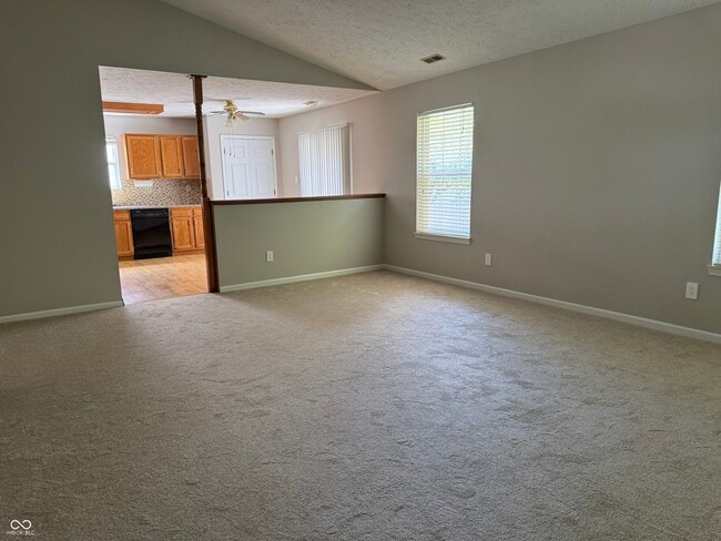 Photo - 2102 Yosemite Dr