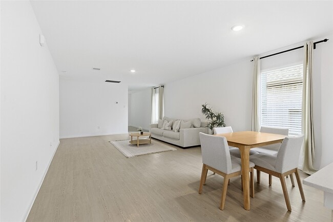 Photo - 1135 Rustic Willow Dr