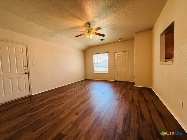 Photo - 2801 Lucille Dr