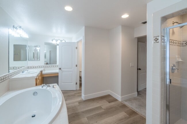 Photo - 2115 Sterling Dr