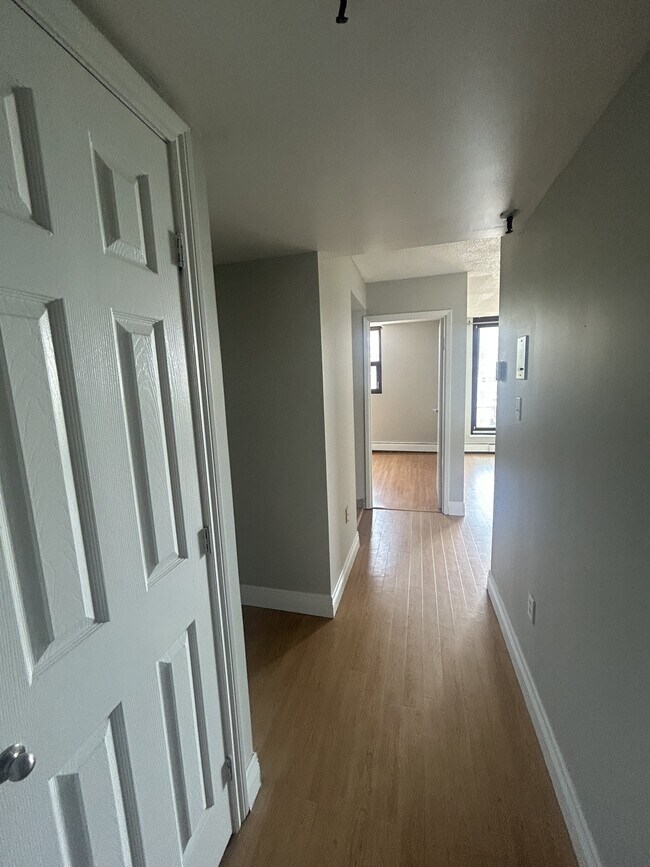Photo - 1157-1157 Tower Rd Unit 605