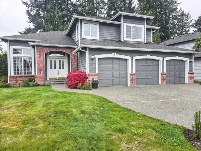 Updated 4BD Home in Gleneagle - Updated 4BD Home in Gleneagle