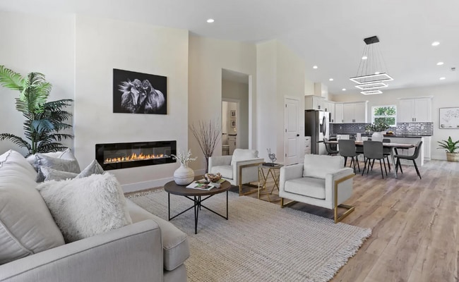 Photo - 614 Caridad Ct