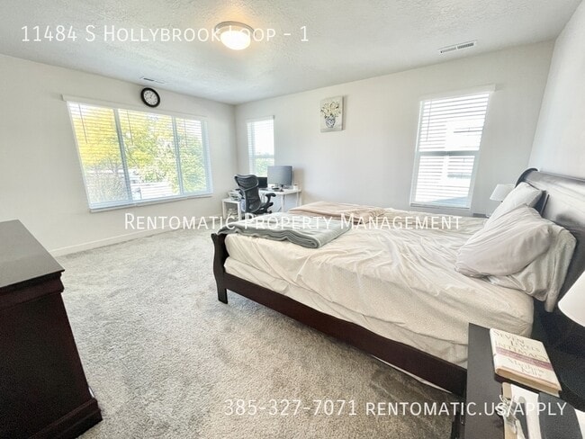 Photo - 11484 S Hollybrook Loop